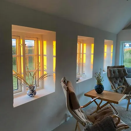 Renovated In Architectural Style Casa vacanze